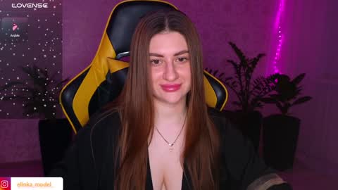 Snapshot of elinkalove chatting on 01/26/25, 10:02 Elina online show from 01/26/25, 10:02