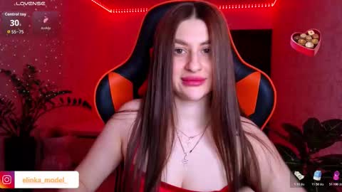 Snapshot of elinkalove chatting on 02/14/26, 09:55 Elina online show from 02/14/26, 09:55