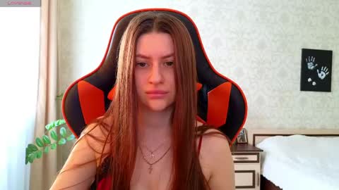 Snapshot of elinkalove chatting on 04/21/26, 06:09 Elina online show from 04/21/26, 06:09