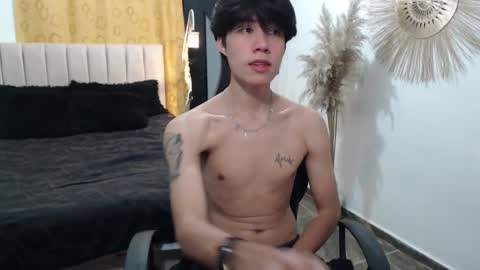 Snapshot of elio_collem chatting on 09/09/25, 02:22 ELIO online show from 09/09/25, 02:22