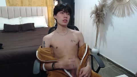 Snapshot of elio_collem chatting on 11/13/25, 05:50 ELIO online show from 11/13/25, 05:50