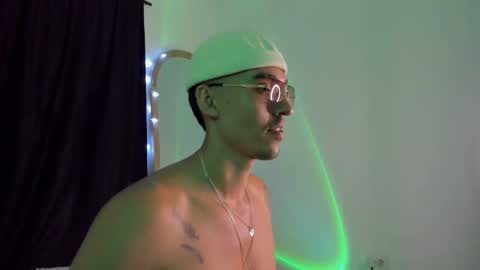 elio_dicaprio online show from 11/09/25, 02:21