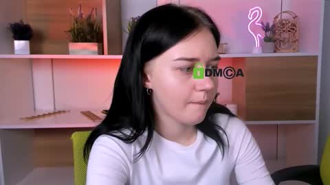 eliora_silk online show from 11/05/25, 11:21