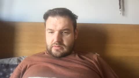 Snapshot of eliot26 chatting on 03/03/26, 12:22 e26 online show from 03/03/26, 12:22