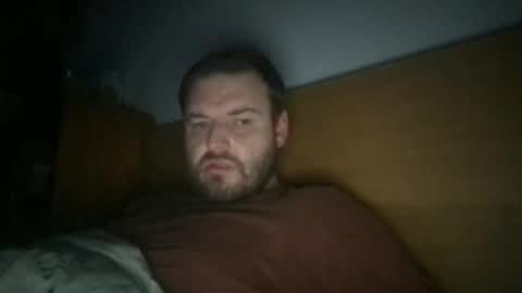 Snapshot of eliot26 chatting on 03/18/26, 09:40 e26 online show from 03/18/26, 09:40