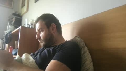 Snapshot of eliot26 chatting on 07/12/26, 10:17 e26 online show from 07/12/26, 10:17