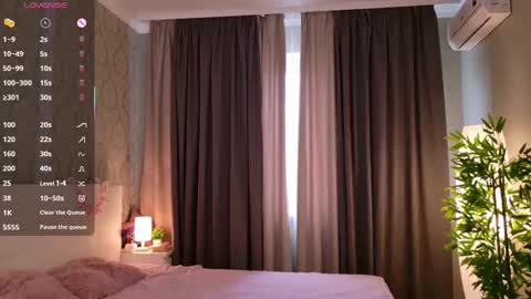 Elis online show from 09/29/25, 07:57