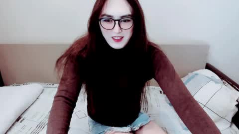 Snapshot of elisa_2001 chatting on 04/04/26, 10:13 Liza online show from 04/04/26, 10:13