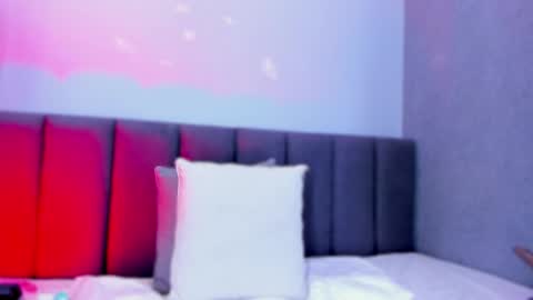 Elisa online show from 12/14/24, 12:55