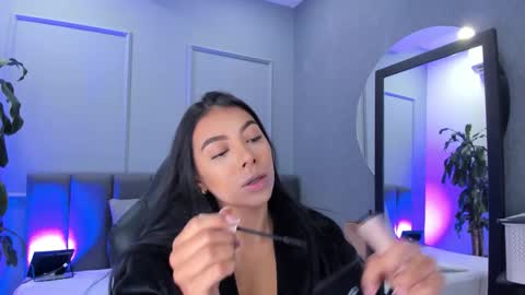 Snapshot of elisa_castrillon chatting on 11/29/25, 09:40 Elisa online show from 11/29/25, 09:40