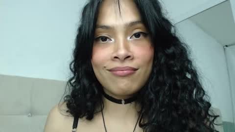 Snapshot of elisa_diaz_14 chatting on 02/19/25, 05:27 Elisa Diaz online show from 02/19/25, 05:27