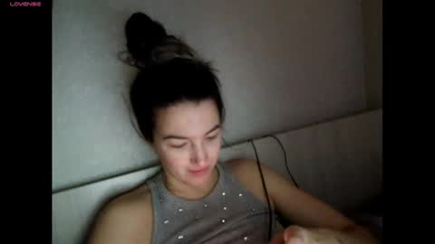 Snapshot of elisa_dove208 chatting on 12/22/25, 04:53 elisa_dove208 online show from 12/22/25, 04:53