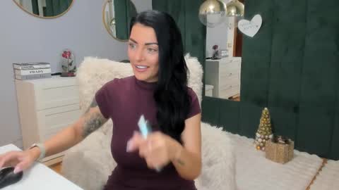 Maria online show from 12/16/25, 05:12