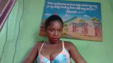 Snapshot of elisabeth2525 chatting on 01/12/25, 06:27 elisabeth2525 online show from 01/12/25, 06:27