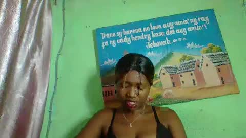 Snapshot of elisabeth2525 chatting on 01/23/25, 05:31 elisabeth2525 online show from 01/23/25, 05:31