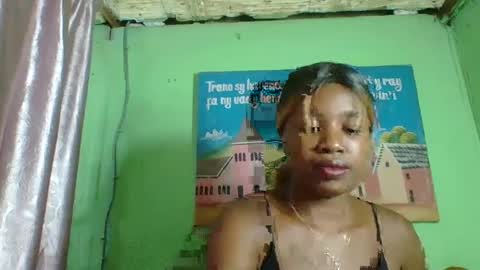 Snapshot of elisabeth2525 chatting on 01/27/25, 10:16 elisabeth2525 online show from 01/27/25, 10:16