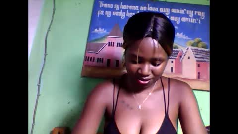 Snapshot of elisabeth2525 chatting on 01/31/25, 06:36 elisabeth2525 online show from 01/31/25, 06:36