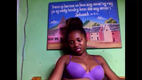 Snapshot of elisabeth2525 chatting on 02/11/25, 07:16 elisabeth2525 online show from 02/11/25, 07:16