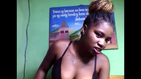 Snapshot of elisabeth2525 chatting on 02/12/25, 08:29 elisabeth2525 online show from 02/12/25, 08:29