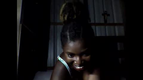 Snapshot of elisabeth2525 chatting on 02/27/25, 04:43 elisabeth2525 online show from 02/27/25, 04:43