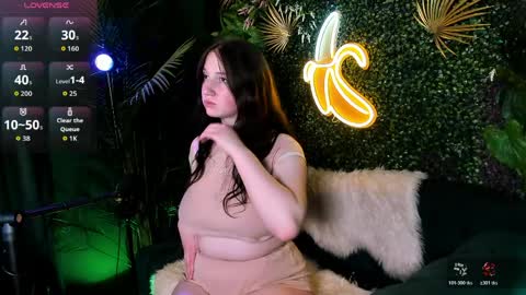 Snapshot of elisabeth_binder chatting on 04/10/26, 08:30 your sweet Lisa online show from 04/10/26, 08:30