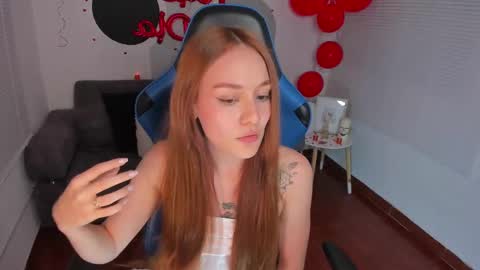 Snapshot of elisabeth_sarmiento chatting on 02/14/25, 11:31 elisabeth sarmiento online show from 02/14/25, 11:31