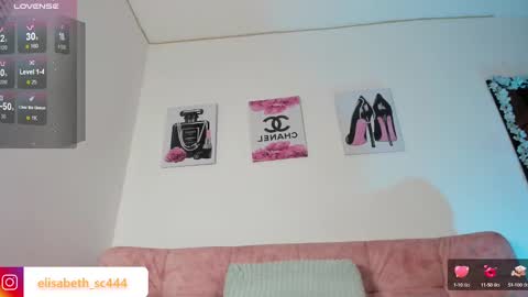 Snapshot of elisabeth_secret chatting on 01/22/25, 11:53 online show from 01/22/25, 11:53