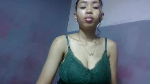 elisabethee online show from 04/23/26, 12:01