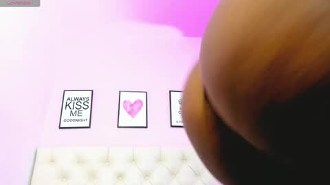 Snapshot of elisabethmassey chatting on 04/14/26, 03:40 Liss online show from 04/14/26, 03:40