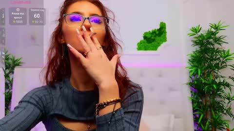 Snapshot of elisacharm chatting on 01/12/26, 03:34 ElisaCharm online show from 01/12/26, 03:34