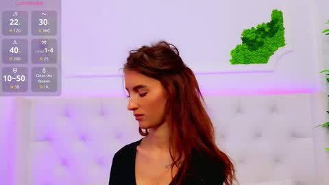 Snapshot of elisacharm chatting on 02/02/26, 05:28 ElisaCharm online show from 02/02/26, 05:28