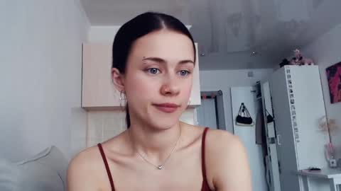 Snapshot of eliscuteblonde chatting on 04/11/26, 05:12 Elis online show from 04/11/26, 05:12