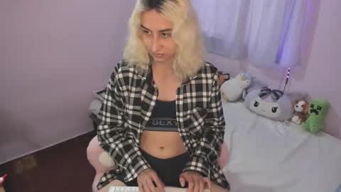 elisdarling online show from 02/17/26, 09:21