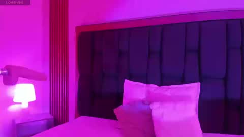 ELISE LEYTON online show from 09/10/25, 04:07