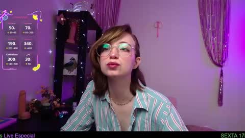 Snapshot of elise_nyx chatting on 03/13/26, 11:39 elise_nyx online show from 03/13/26, 11:39