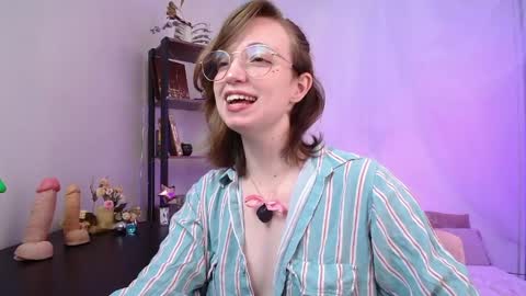 Snapshot of elise_nyx chatting on 04/01/26, 01:23 elise_nyx online show from 04/01/26, 01:23
