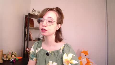 Snapshot of elise_nyx chatting on 06/03/26, 11:57 elise_nyx online show from 06/03/26, 11:57