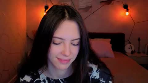 Elise online show from 03/22/26, 01:09