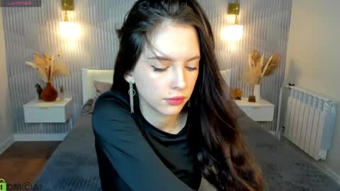 Elise online show from 04/04/26, 09:07