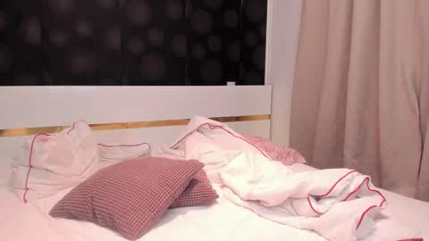 Snapshot of elisetyler89 chatting on 11/25/25, 09:48 Elly online show from 11/25/25, 09:48