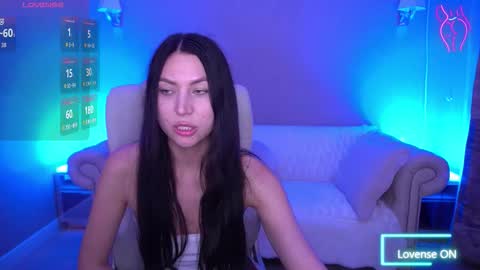 Snapshot of elisevelour chatting on 11/20/25, 05:45 elisevelour online show from 11/20/25, 05:45