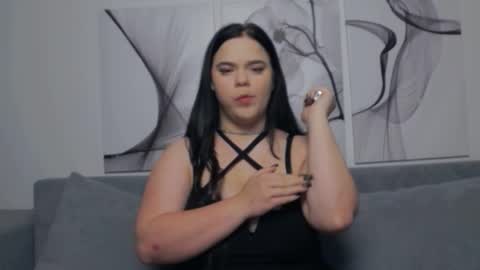 Eliss online show from 11/08/25, 03:45