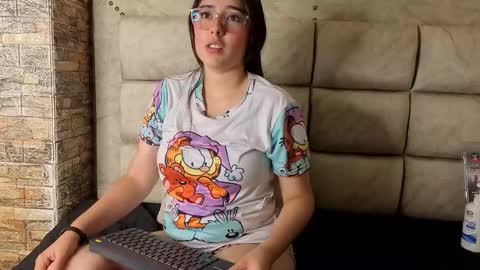 elisvega online show from 02/03/26, 07:02