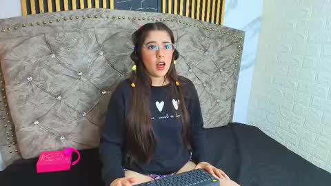 elisvega online show from 02/14/26, 02:52