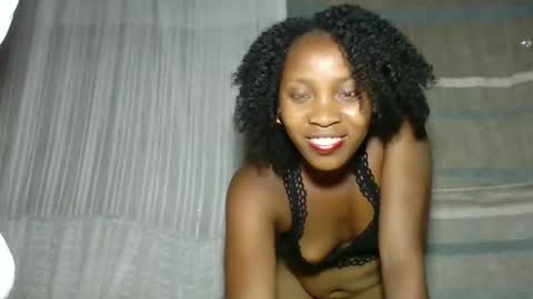 Snapshot of elita12010 chatting on 04/23/26, 12:29 elita12010 online show from 04/23/26, 12:29