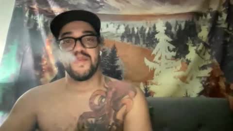 Snapshot of elitealex87 chatting on 10/28/25, 02:37 elitealex87 online show from 10/28/25, 02:37