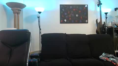 Snapshot of eliteindulgence chatting on 10/31/25, 04:02 eliteindulgence online show from 10/31/25, 04:02