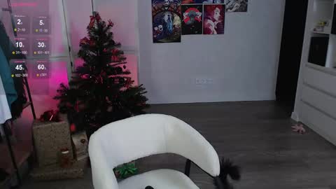 Snapshot of eliza_benet_ chatting on 01/11/25, 05:51 Ari online show from 01/11/25, 05:51