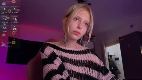 Elizabeth online show from 10/14/25, 08:42