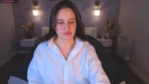 Snapshot of elizabet_collins chatting on 07/06/26, 09:06 Elizabet online show from 07/06/26, 09:06